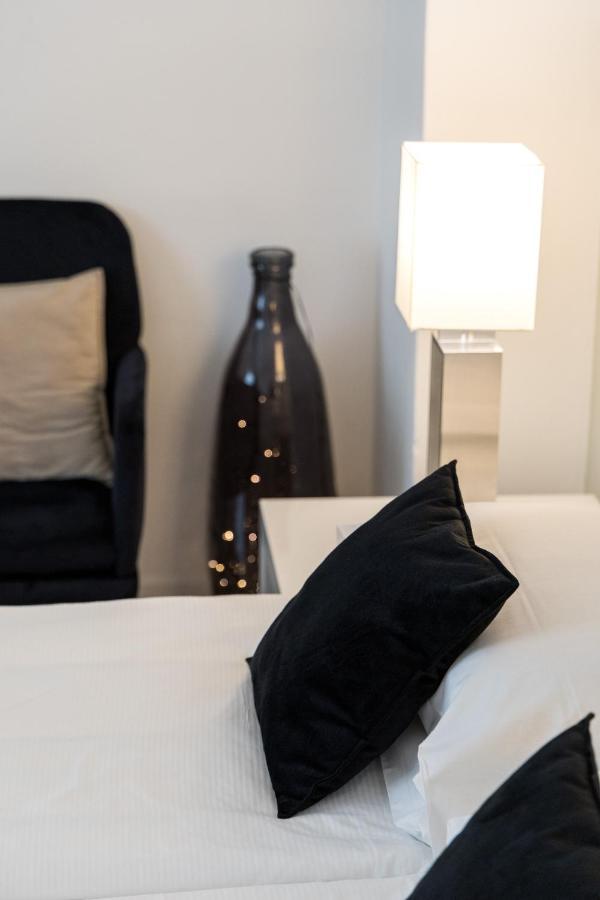 Carly'S Rooms 토르볼레 외부 사진
